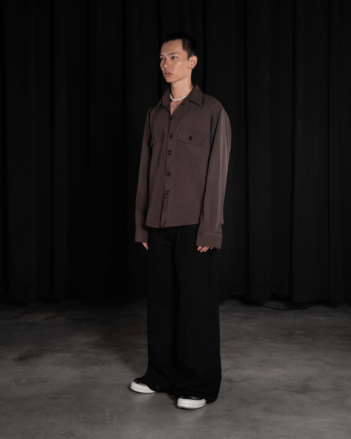 REVOLT ATTIRE AXIS BUTTON-DOWN COLLAR SHIRT