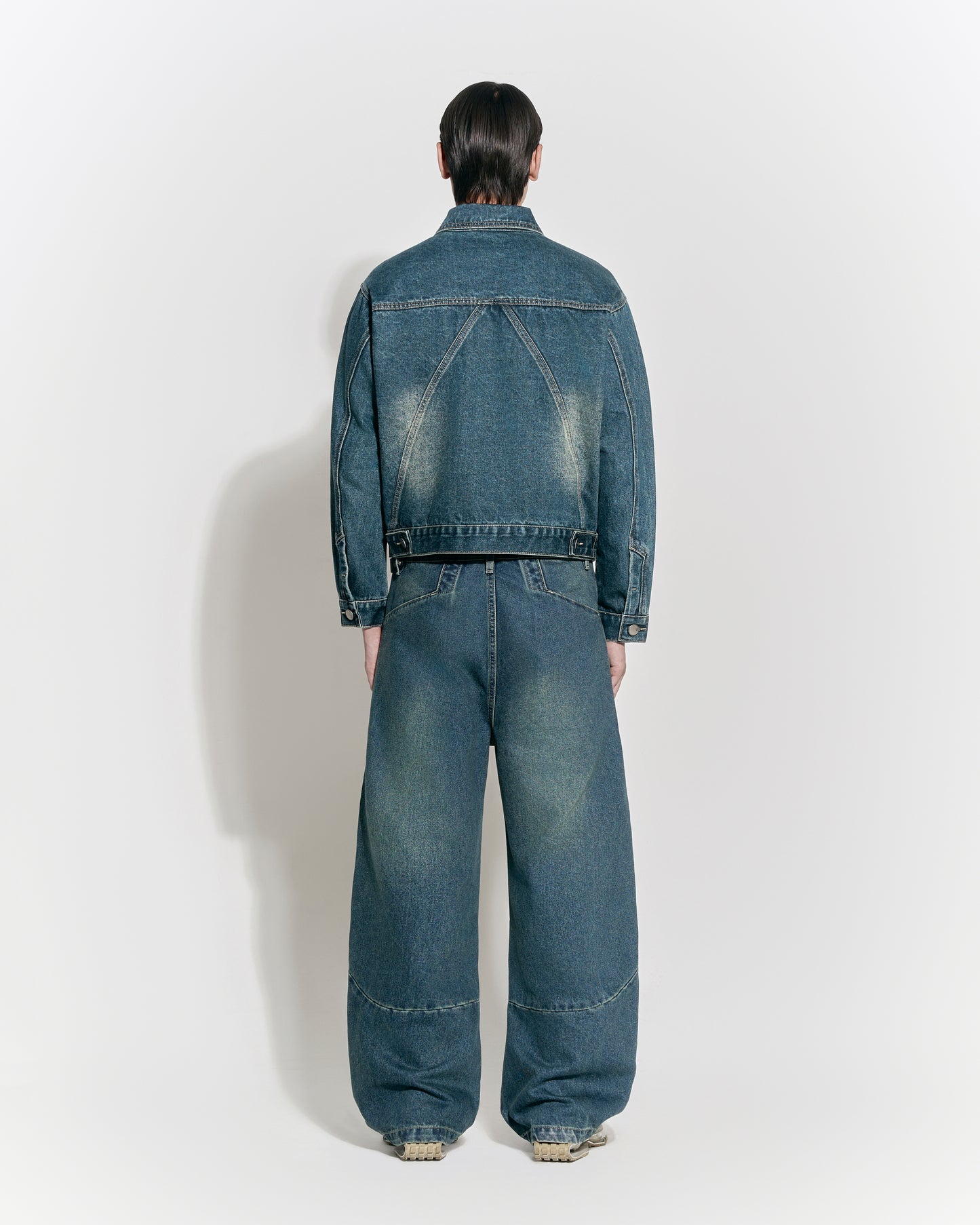 Loose Fit Vintage Wash Jeans