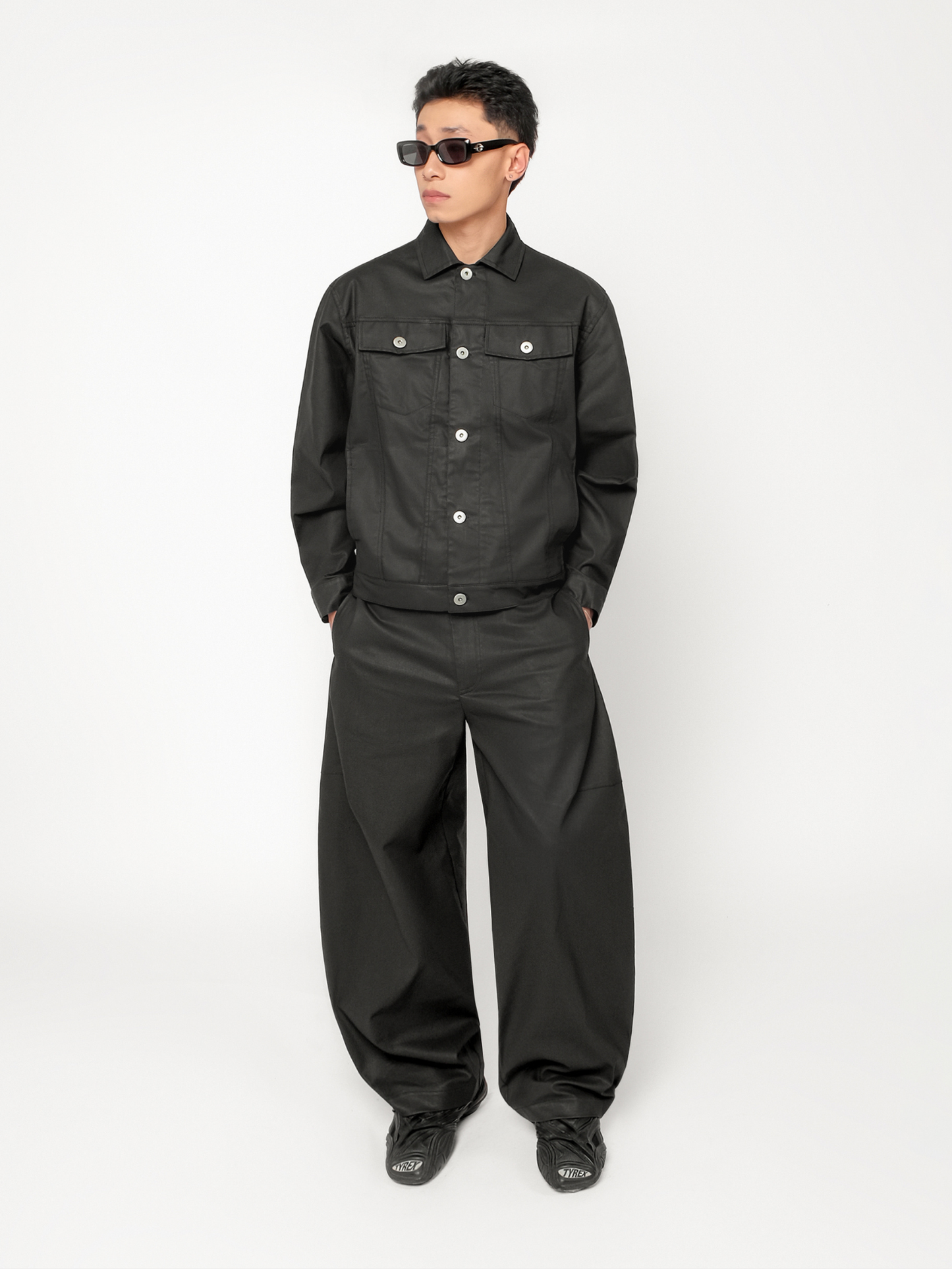 Black Oiled Curve Pants