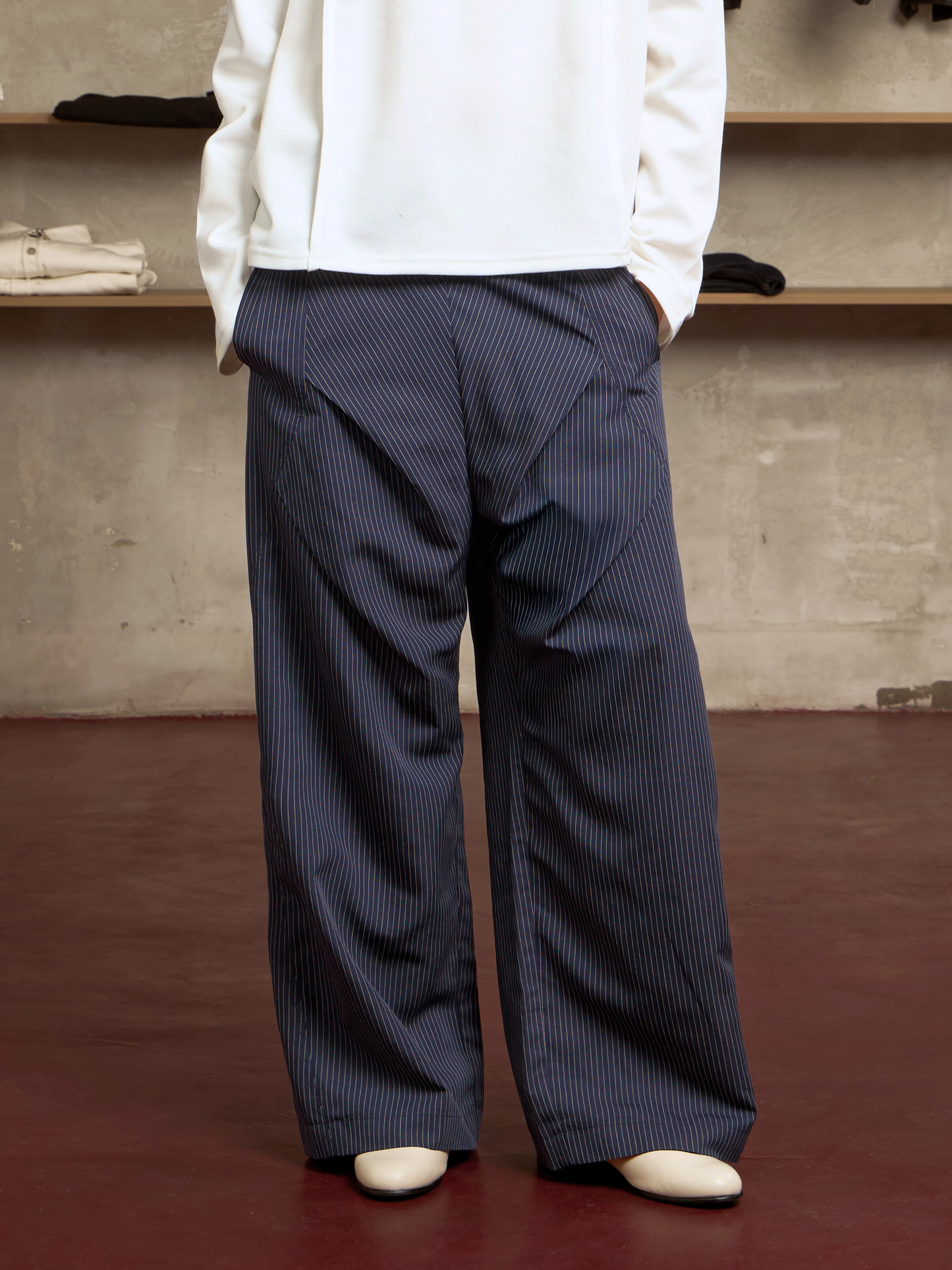 Mono Pleats Wide Pants
