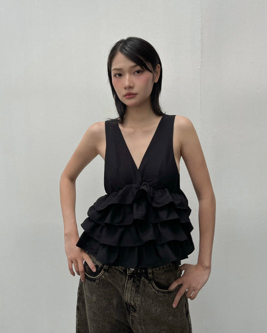 MELANCHOLY ROSELLE TIERED TOP (BLACK)
