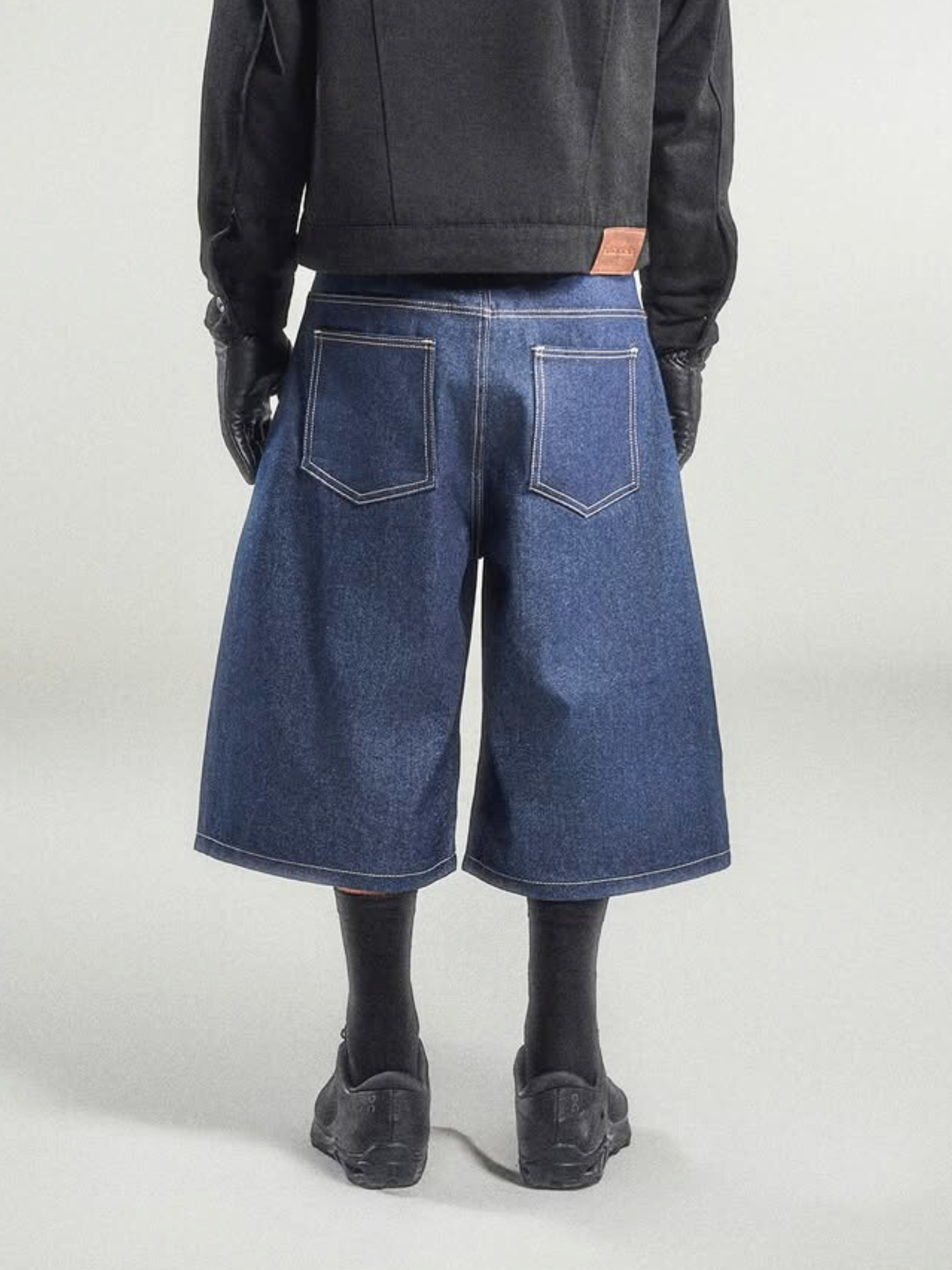 Mule Pocket Raw Denim Short