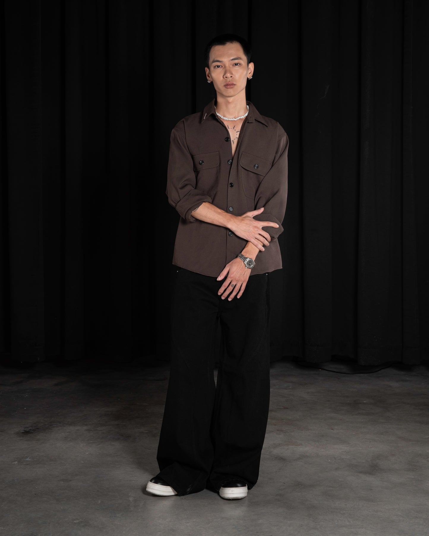 REVOLT ATTIRE AXIS BUTTON-DOWN COLLAR SHIRT
