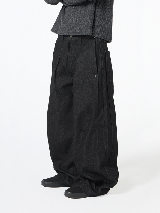 Plissé Raw Denim Pants