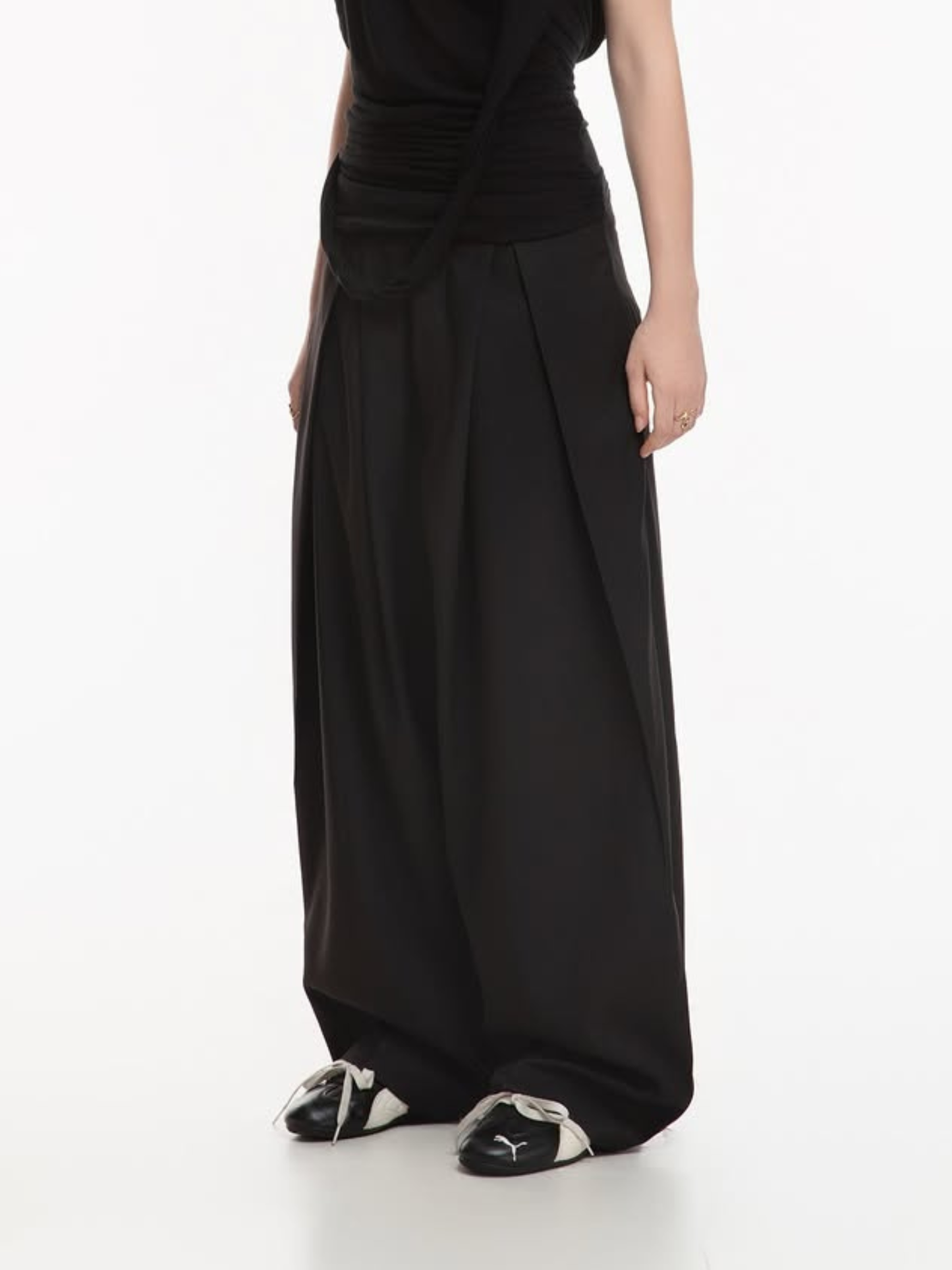 Lunar Pleated Wide Pants