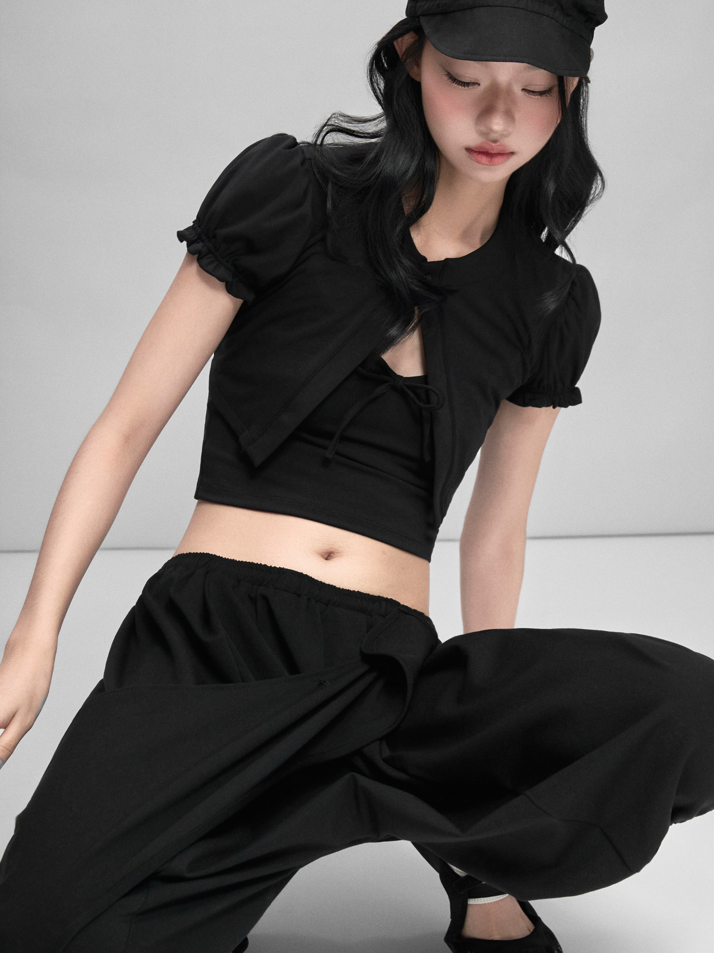 Elaris Dual-Layer Top