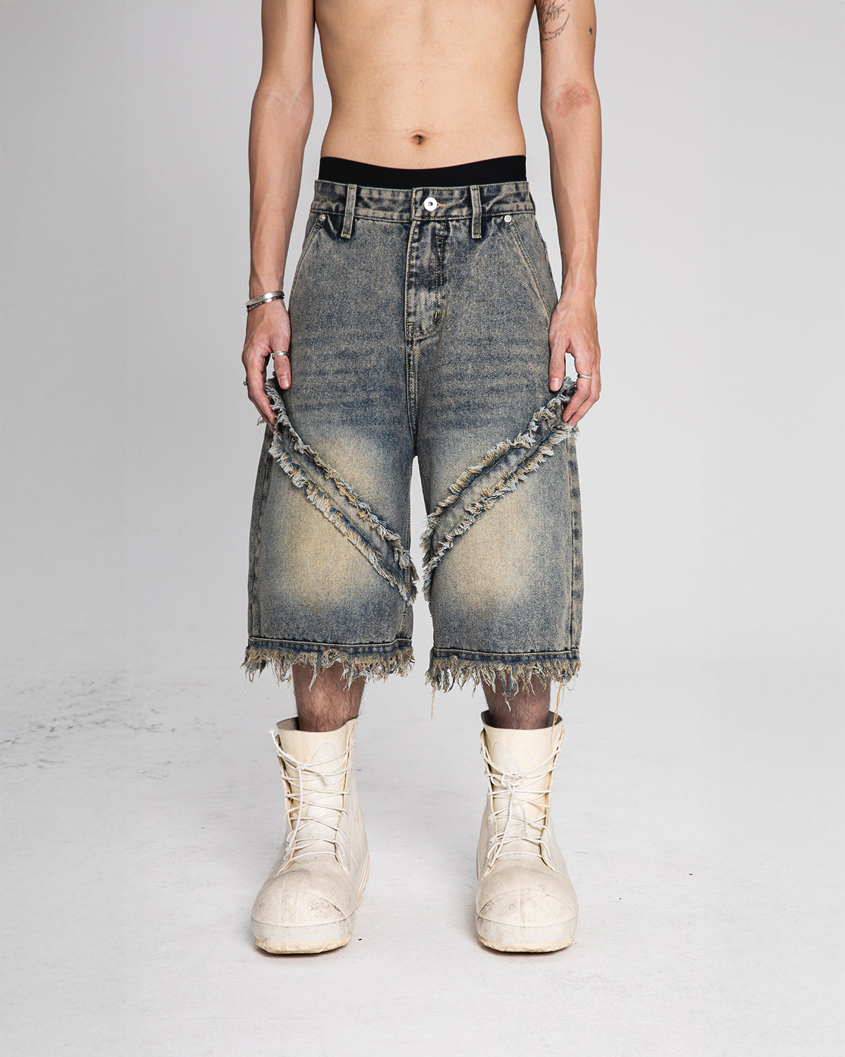 Fray Edge Denim Jorts