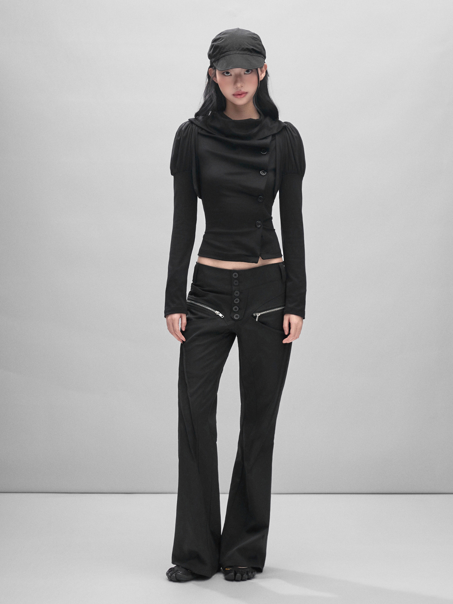 Arc Zip Flared Pants