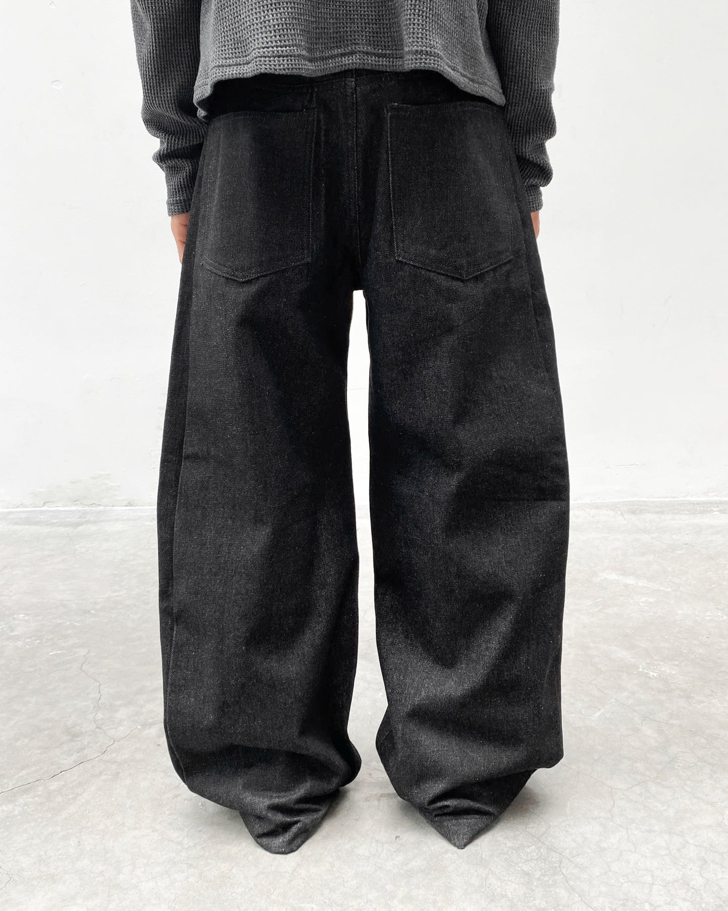 Plissé Raw Denim Pants