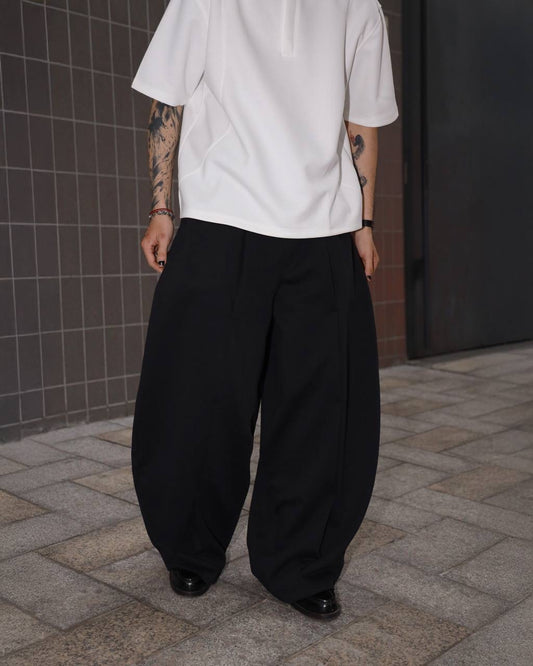 FVNXYTHINGS PLEAT 420 CURVE PANTS