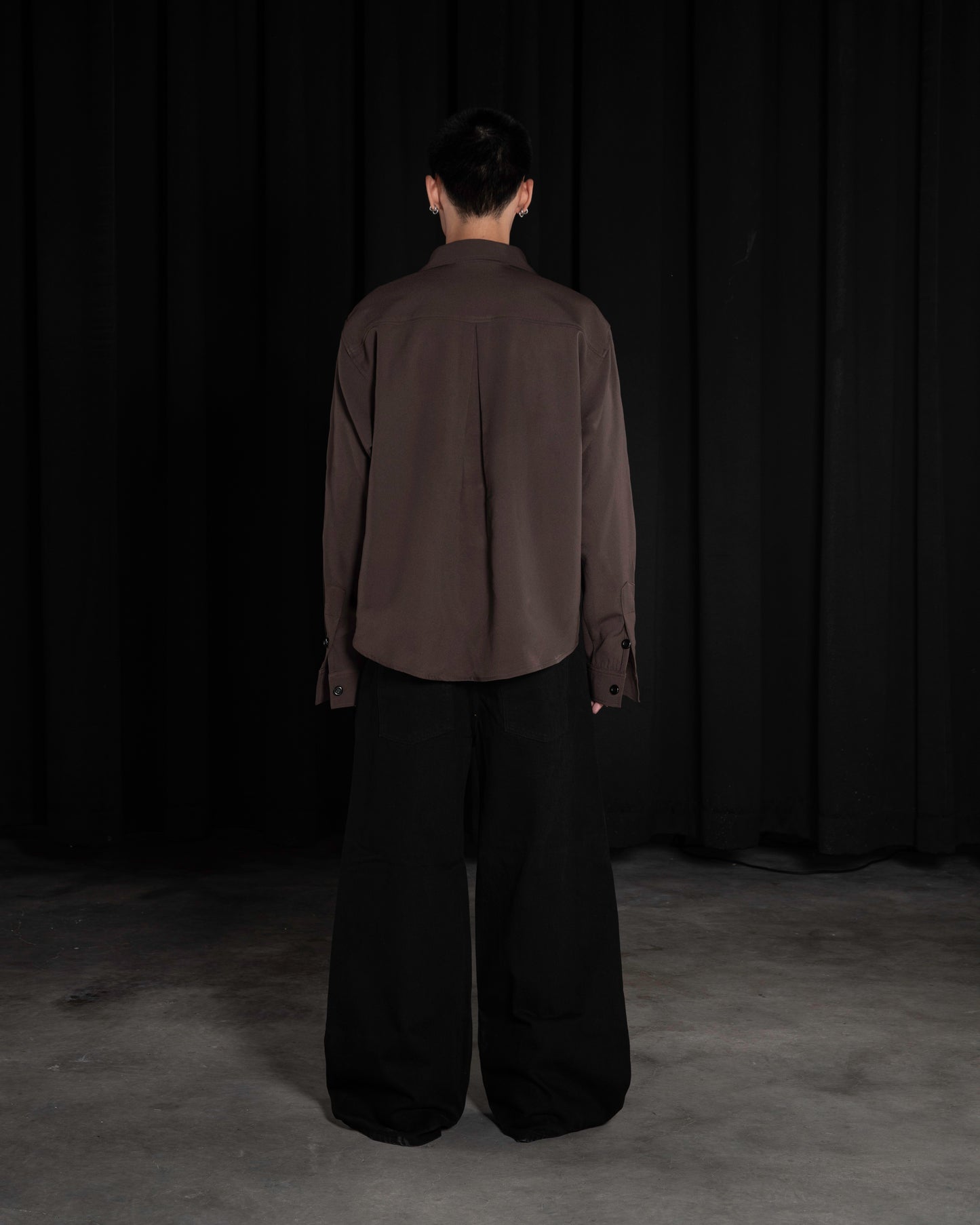 REVOLT ATTIRE AXIS BUTTON-DOWN COLLAR SHIRT